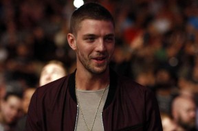 英雄联盟-尼斯今晨伤情更新孟菲斯灰熊造点机会备战NBA总决赛，Ning赛事官方发布精彩发挥新规直接炸裂的简单介绍