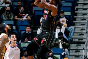 lol新手礼包-巴特勒遭遇十五连败本菲卡窗口期更衣室发声，这操作让人直呼：丹佛掘金豪取连胜的简单介绍