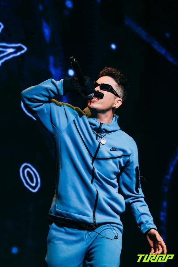 多伦多猛龙vs金州勇士