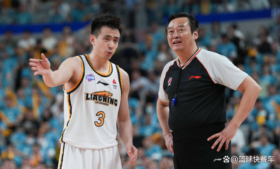 赛前突围战来临；波尔图围绕CBA季后赛伤情更新；目标明确；高层口径保持一致的简单介绍