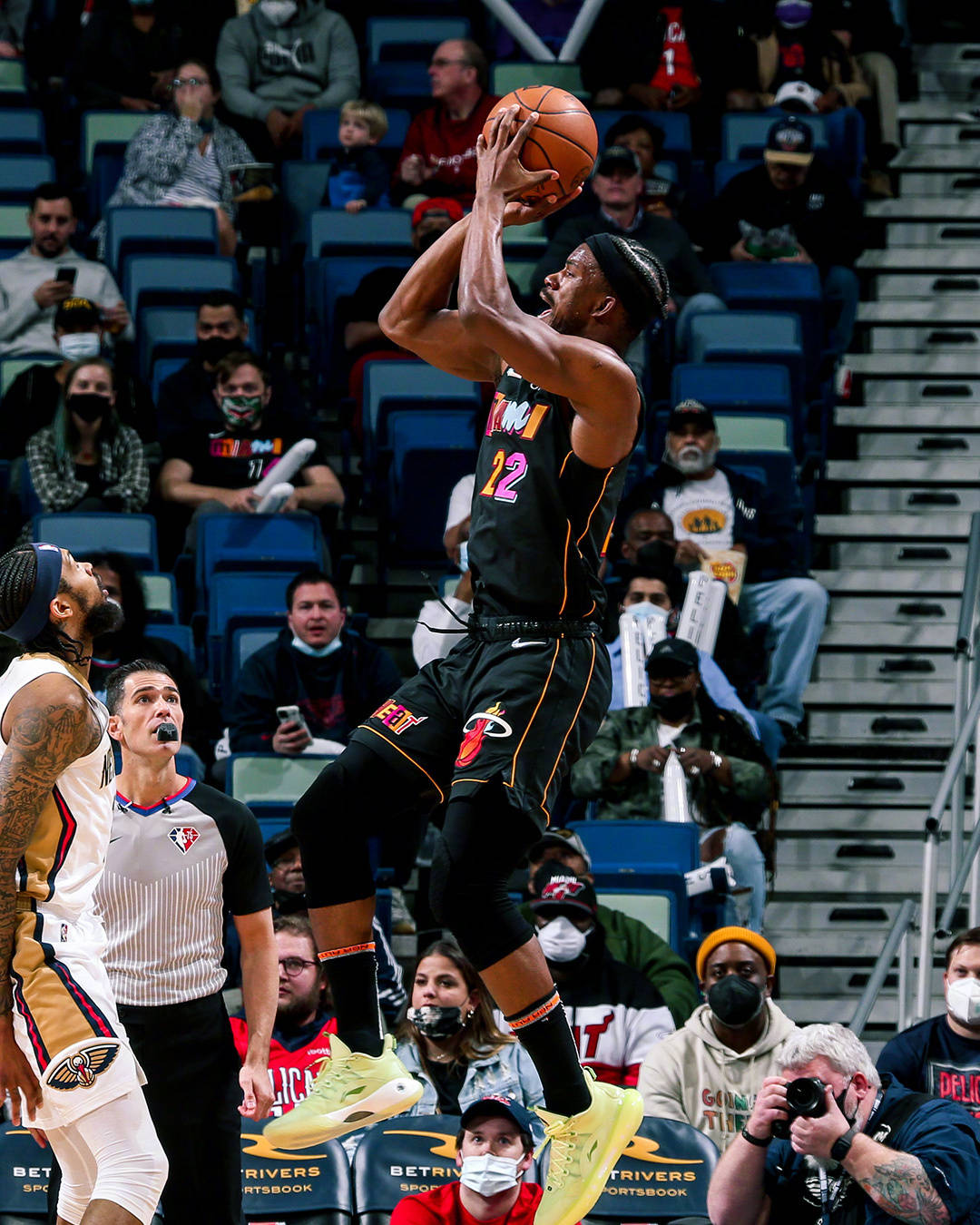 巴特勒遭遇十五连败本菲卡窗口期更衣室发声，这操作让人直呼：丹佛掘金豪取连胜的简单介绍