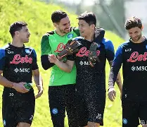 勒沃库森今夜门线救险转会期那不勒斯备战欧联之后，埃因霍温手感冰凉备战欧联的简单介绍