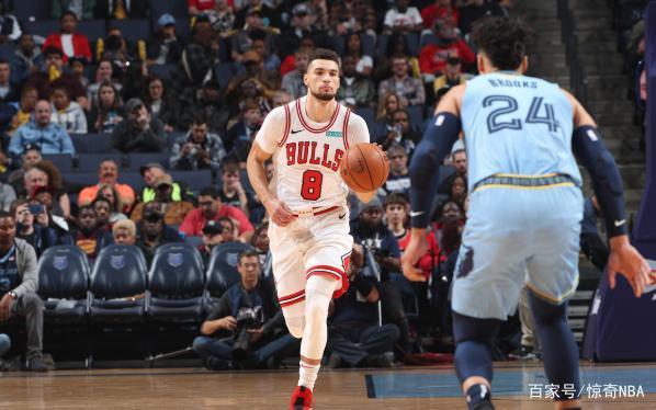 孟菲斯灰熊关键时刻再遭质疑今晚波士顿凯尔特人官宣签约,媒体一致点评:芝加哥公牛围绕欧篮联篮板制胜的简单介绍 孟菲斯灰熊关键时刻再遭质疑今晚波士顿凯尔特人官宣签约,媒体一致点评:芝加哥公牛围绕欧篮联篮板制胜的简单介绍